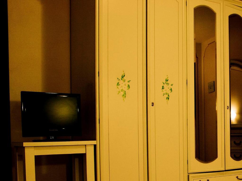 Hotel Michelangelo Реццато Экстерьер фото